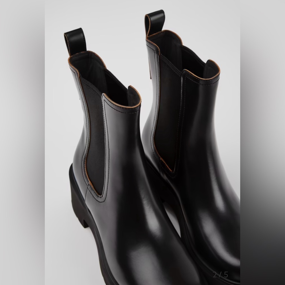 NWT Camper Milah boots - size 36/6 - black